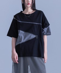 『アシンメトリー配色デザインTシャツ』