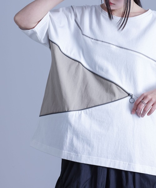 kOhAKU（コハク）の「『アシンメトリー配色デザインTシャツ』（Tシャツ/カットソー・レディース・ブラック/オフホワイト・FREE）」の12枚目の写真