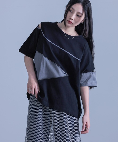 kOhAKU（コハク）の「『アシンメトリー配色デザインTシャツ』（Tシャツ/カットソー・レディース・ブラック/オフホワイト・FREE）」の20枚目の写真