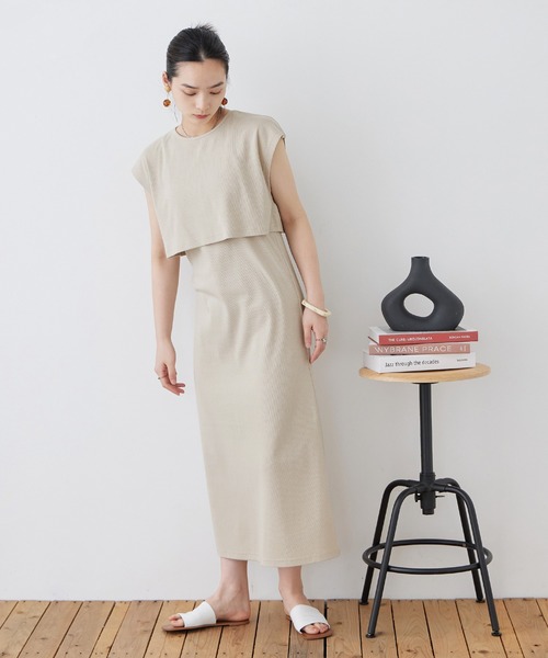Fashion Letter(ファッションレター)の「キャミOP×クロップドトップス セットアップ(ワンピース・レディース・ブラック/グレイッシュベージュ/オレンジ/チャコール・M)」の5枚目の写真