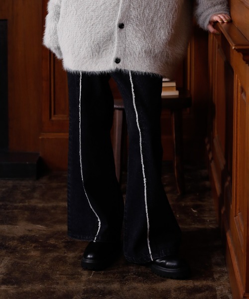 JUNRED（ジュンレッド）の「センターフリンジデニムスーパーフレアパンツ（デニムパンツ・メンズ・ネイビー/ブラック・L/M/S）」の2枚目の写真