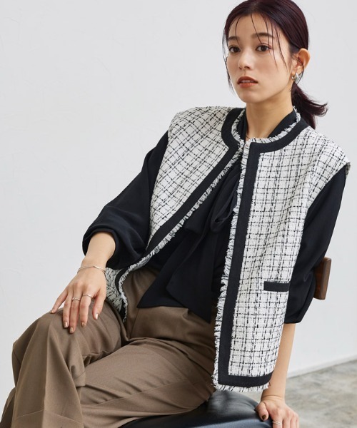 ノーカラーツイードジレ