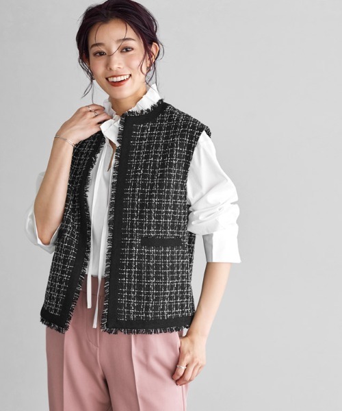 ノーカラーツイードジレ