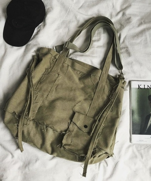 ARULE（アルール）の「A'GEM/9 × .kom『ARULE/アルール』ビンテージ バッグ（ショルダーバッグ・メンズ・チャコールグレー/アイボリー/カーキ・FREE）」の16枚目の写真