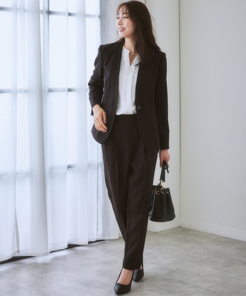 7days Life Styling(セブンデイズライフスタイリング)の「【販売終了】ストレッチパウダーサテンスキッパーブラウス(しわになりにくい・速乾・洗濯機OK・UVカット)(シャツ/ブラウス・レディース・ネイビー/オフホワイト/グレイッシュベージュ/ピンクベージュ・L/LL/M/S)」の16枚目の写真