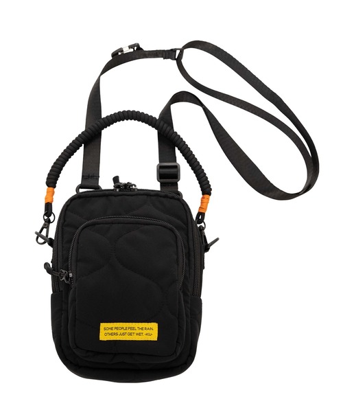 KiU（キウ）の「キルティングパデッドポシェット（ショルダーバッグ・レディース・アイボリー/カーキ/ブラック・FREE）」の2枚目の写真