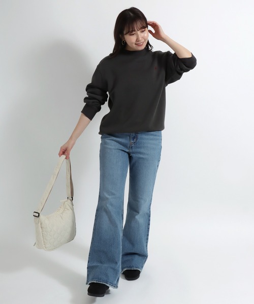 BEVERLY HILLS POLO CLUB(ビバリーヒルズポロクラブ)の「BEVERLY HILLS POLO CLUB ワンポイントロゴ刺繍 裏起毛 無地スウェットトップス レディース/トレーナープルオーバー(スウェット・レディース・スミクロ/アイボリー/グリーン/ブルー・M/L)」の13枚目の写真