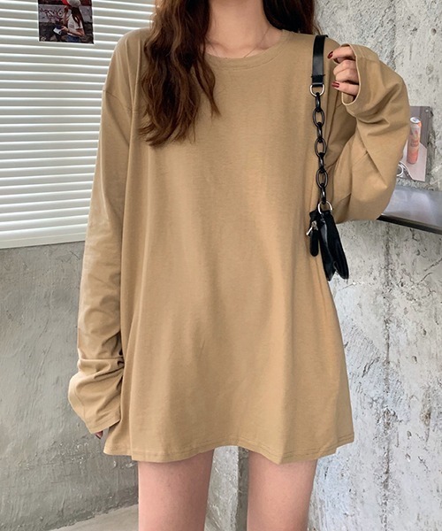 gossip!ロサンゼルス(ゴシップロサンゼルス)の「YUGA ルーズシルエット トップス(Tシャツ/カットソー・レディース・ブラック/オフホワイト/レッド/ブルーグレー/キャメル/ホワイト・FREE)」の5枚目の写真