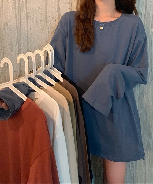gossip!ロサンゼルス(ゴシップロサンゼルス)の「YUGA ルーズシルエット トップス(Tシャツ/カットソー・レディース・ブラック/オフホワイト/レッド/ブルーグレー/キャメル/ホワイト・FREE)」の20枚目の写真