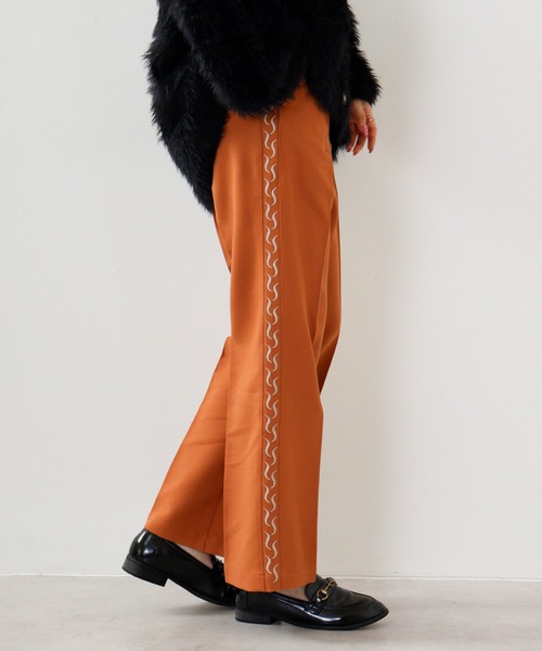 【セール】MODISH GAZE サイド刺繍フレアパンツ（その他パンツ）｜MODISH GAZE（モディシュガゼ）