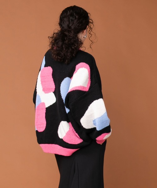 bohmal（ボマール）の「カラフルモチーフ柄オーバーサイズニット（ニット/セーター・レディース・ブラック/ネイビー/グレー・FREE）」の13枚目の写真