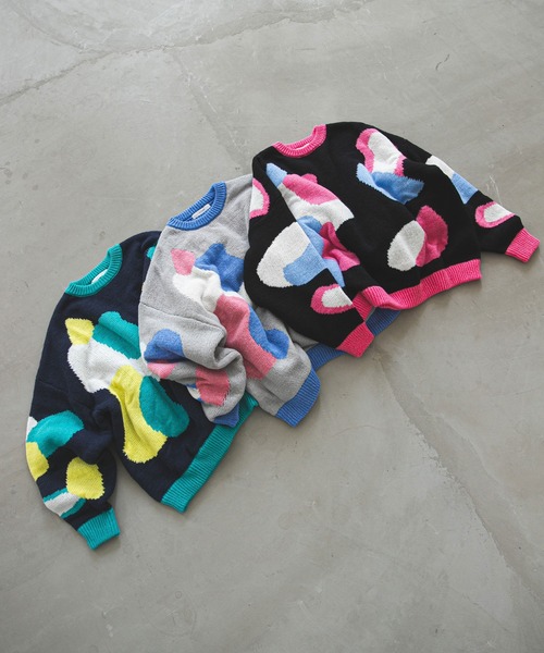 bohmal（ボマール）の「カラフルモチーフ柄オーバーサイズニット（ニット/セーター・レディース・ブラック/ネイビー/グレー・FREE）」の17枚目の写真