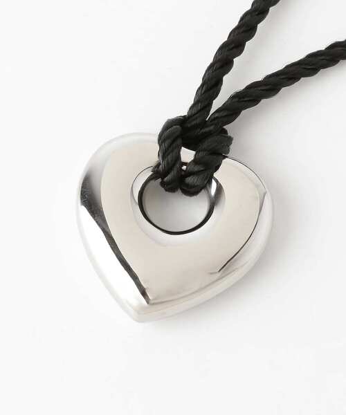 KBF（ケイビーエフ）の「ハートモチーフペンダント（ネックレス・レディース・シルバー・ONE）」の9枚目の写真