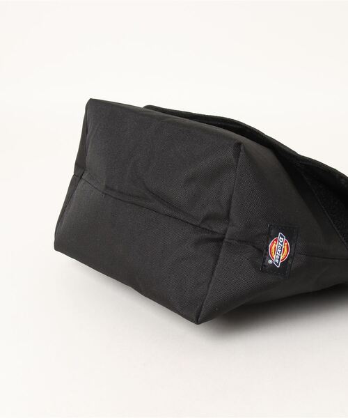 Dickies(ディッキーズ)の「【Dickies】ICON LOGO/メッセンジャーバッグ(メッセンジャーバッグ・メンズ・ブラック/ホワイト・FREE)」の4枚目の写真