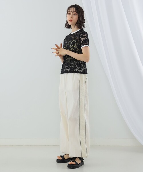 Ray BEAMS（レイビームス）の「MOHI / Tストラップ サンダル（サンダル・レディース・ブラック/グリーン・38/37/36/39）」の3枚目の写真