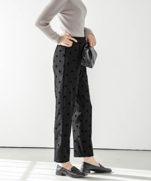 SUGAR BISKET（シュガービスケット）の「ドットテーパードパンツ（その他パンツ・レディース・ドット/ブラック系・L/M）」の15枚目の写真
