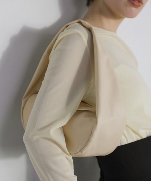 select MOCA(セレクトモカ)の「ハーフムーンチェーン付き2WAYバッグ(ショルダーバッグ・レディース・シルバー/アイボリー/ブラック・FREE)」の18枚目の写真