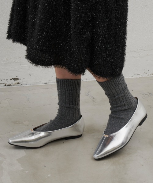 Aunt Marie's（アントマリーズ）の「メタルポイントフラットパンプス（パンプス・レディース・シルバー/アイボリー/ブラック・S/M/L）」の12枚目の写真