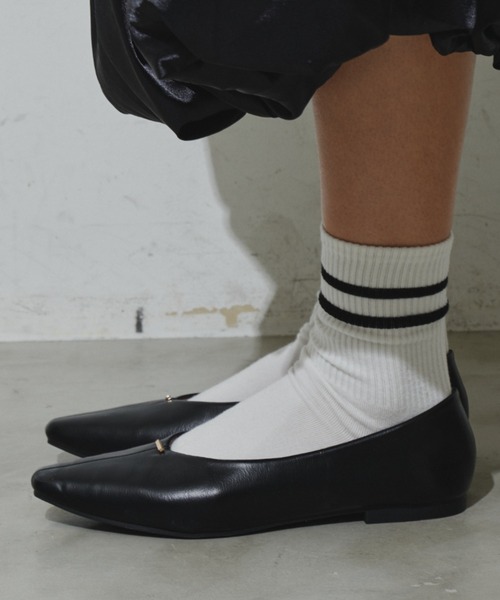 Aunt Marie's（アントマリーズ）の「メタルポイントフラットパンプス（パンプス・レディース・シルバー/アイボリー/ブラック・S/M/L）」の21枚目の写真