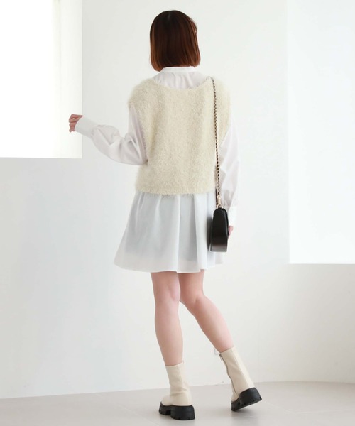 archives(アルシーヴ)の「シャギーベスト×シャツチュニックSET(チュニック・レディース・ピンクベージュ/アイボリー/ブラック・MEDIUM)」の13枚目の写真