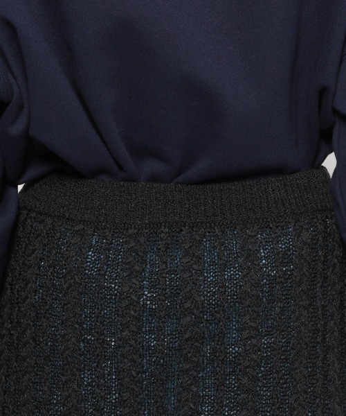 LEPSIM（レプシィム）の「7ゲージフリンジニットスカート　994288（スカート・レディース・ブラック/オフホワイト・FREE）」の12枚目の写真