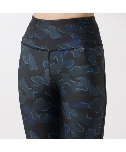 Reebok(リーボック)の「トレーニング カモ タイツ / ID TRAIN CAMO TIGHT(レギンス/スパッツ・レディース・ベージュ/ブラック・LARGE/MEDIUM/SMALL/XX-LARGE/X-LARGE/X-SMALL)」の5枚目の写真