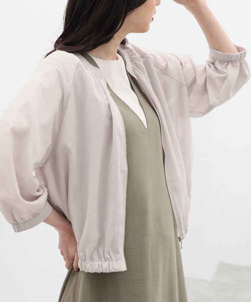 Honeys（ハニーズ）の「８分袖シアーブルゾン（ブルゾン・レディース・ブラック/スモークピンク/グレイッシュベージュ/チャコールグレー/ブラウン・S/M/L/LL）」の4枚目の写真