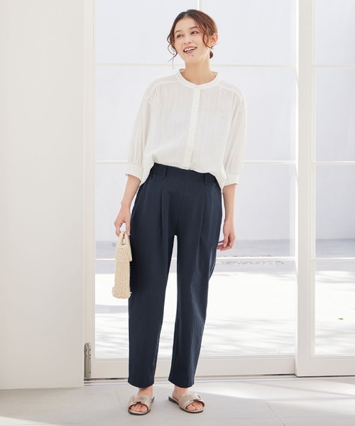 Viola e Viola(ヴィオラエヴィオラ)の「綿100%美脚テーパードパンツ(その他パンツ・レディース・モカ/ネイビー/カーキ/ブラック・LL/3L/M/L)」の16枚目の写真