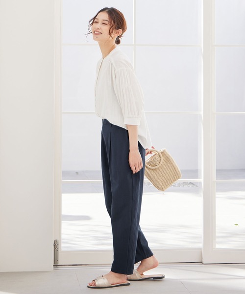 Viola e Viola(ヴィオラエヴィオラ)の「綿100%美脚テーパードパンツ(その他パンツ・レディース・モカ/ネイビー/カーキ/ブラック・LL/3L/M/L)」の18枚目の写真