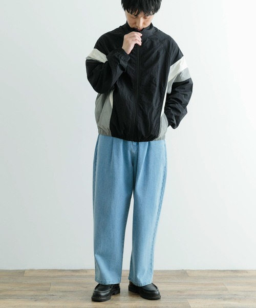 ITEMS URBANRESEARCH(アイテムズ アーバンリサーチ)の「配色キリカエ ナイロン トラックジャケット(ブルゾン・メンズ・ブラック/ネイビー・MEDIUM/LARGE)」の12枚目の写真