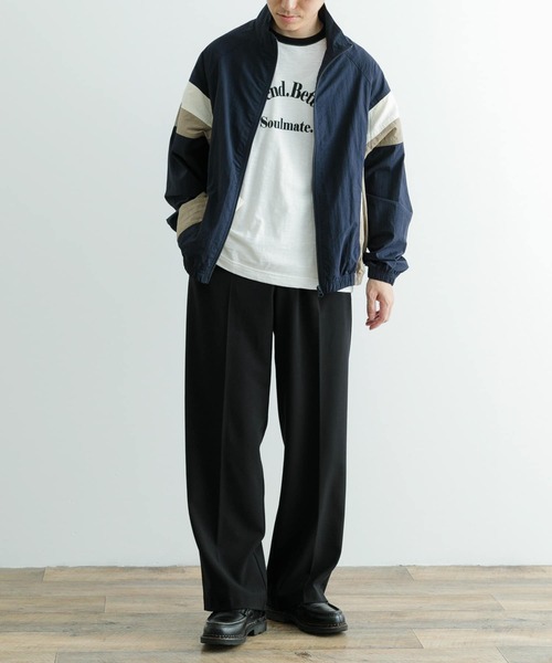 ITEMS URBANRESEARCH(アイテムズ アーバンリサーチ)の「配色キリカエ ナイロン トラックジャケット(ブルゾン・メンズ・ブラック/ネイビー・MEDIUM/LARGE)」の16枚目の写真