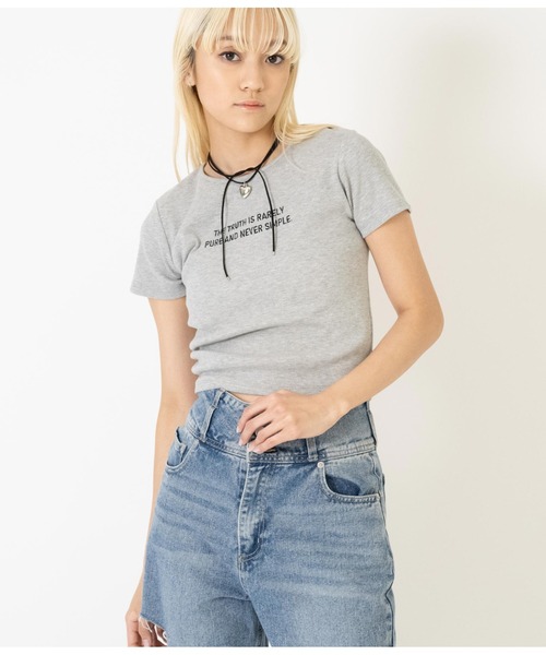 ANAP(アナップ)の「テレコリブテキスト刺繍タイトTシャツ(Tシャツ/カットソー・レディース・ブラック/グレー/ホワイト・FREE)」の18枚目の写真