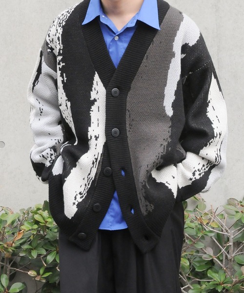 NILWAY（ニルウェイ）の「オーバーサイズスプラッシュカーディガン（カーディガン/ボレロ・メンズ・ホワイト/ブルー/ブラック・LARGE/MEDIUM）」の18枚目の写真