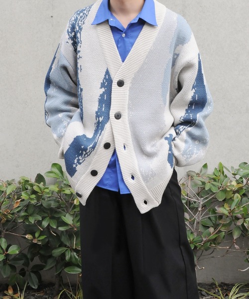 NILWAY（ニルウェイ）の「オーバーサイズスプラッシュカーディガン（カーディガン/ボレロ・メンズ・ホワイト/ブルー/ブラック・LARGE/MEDIUM）」の6枚目の写真
