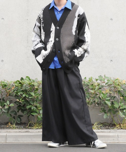 NILWAY（ニルウェイ）の「オーバーサイズスプラッシュカーディガン（カーディガン/ボレロ・メンズ・ホワイト/ブルー/ブラック・LARGE/MEDIUM）」の10枚目の写真