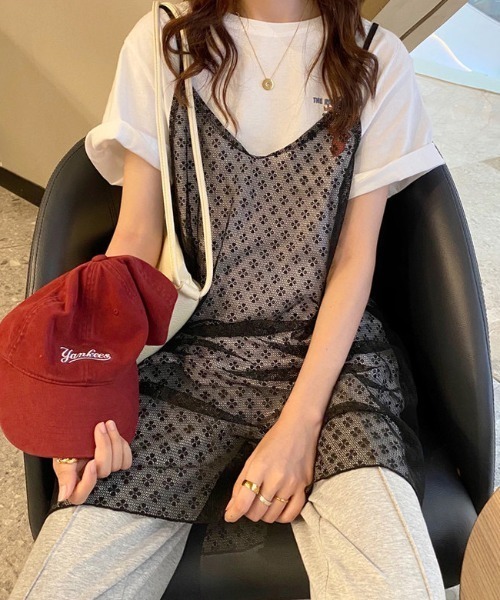 Sibra(シブラ)の「チュールキャミワンピース(ワンピース・レディース・ホワイト/ブラック・M)」の5枚目の写真
