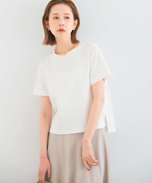 URBAN RESEARCH ROSSO WOMEN(アーバンリサーチ ロッソ)の「サイドスリットショートTシャツ(Tシャツ/カットソー・レディース・オフホワイト/ピンク/グリーン系その他・FREE)」の8枚目の写真
