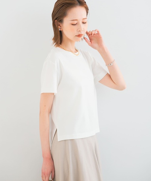 URBAN RESEARCH ROSSO WOMEN(アーバンリサーチ ロッソ)の「サイドスリットショートTシャツ(Tシャツ/カットソー・レディース・オフホワイト/ピンク/グリーン系その他・FREE)」の10枚目の写真