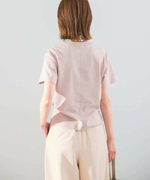 URBAN RESEARCH ROSSO WOMEN(アーバンリサーチ ロッソ)の「サイドスリットショートTシャツ(Tシャツ/カットソー・レディース・オフホワイト/ピンク/グリーン系その他・FREE)」の20枚目の写真