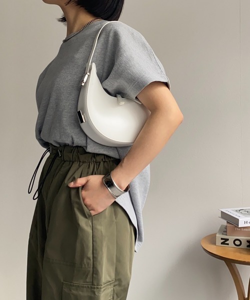 sakishimatokyo（サキシマトーキョー）の「【USAコットン】ビッグシルエット 半袖ワッフルTシャツ（Tシャツ/カットソー・レディース・ホワイト/ブラック/チャコールグレー/グレー・FREE）」の22枚目の写真
