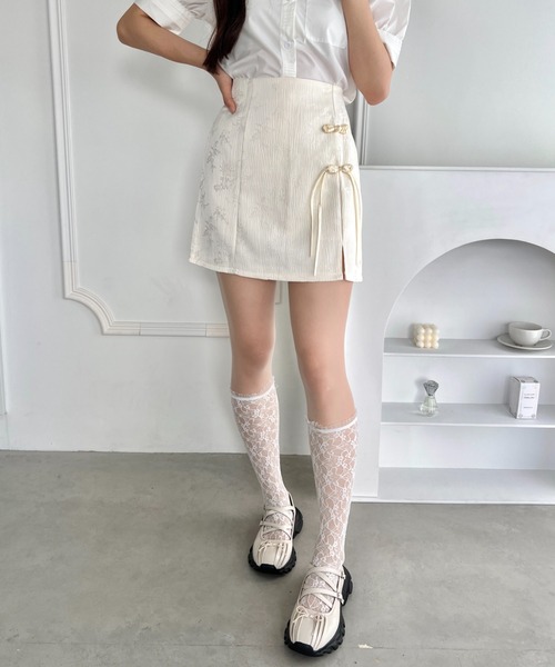 Loueme(ルエム)の「チャイナミニスカート(スカート・レディース・アイボリー/ピンク/ブラック・M/L)」の2枚目の写真