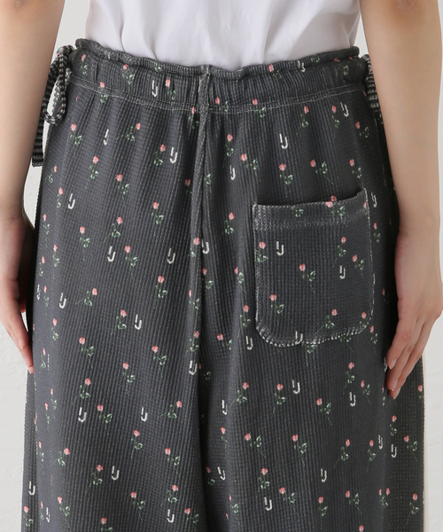 JOINT WORKS(ジョイントワークス)の「【irojikake/イロジカケ】 Rose pants(その他パンツ・レディース・ネイビー/ホワイト・FREE)」の13枚目の写真