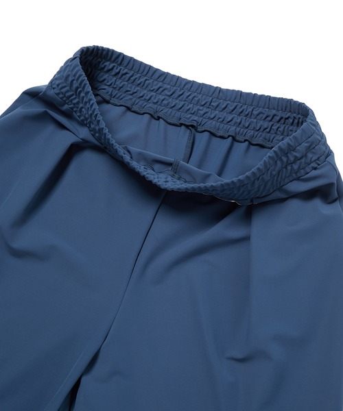 Speedo(スピード)の「【Speedo】UV ステイフィットエコショーツ(水着・レディース・カーキ/ブラック/ブルー系その他4・M)」の8枚目の写真