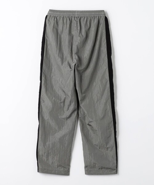CITEN（シテン）の「＜CITEN＞エアリーナイロントラックパンツ（その他パンツ・メンズ・ブラック/グレー・S/M/L）」の21枚目の写真
