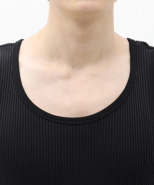 EDIFICE LA BOUCLE(エディフィスラブークル)の「TanC(タンク) for BOUCLE 別注 タンクトップ(タンクトップ・メンズ・ホワイト/ブラック・FREE)」の5枚目の写真