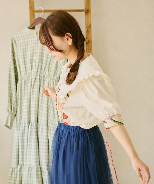 kutir（クティール）の「【クティールとレトロ】ビッグ襟ゴブランブラウス（シャツ/ブラウス・レディース・ブラック/ベージュ/オフホワイト/ブルー・FREE）」の12枚目の写真