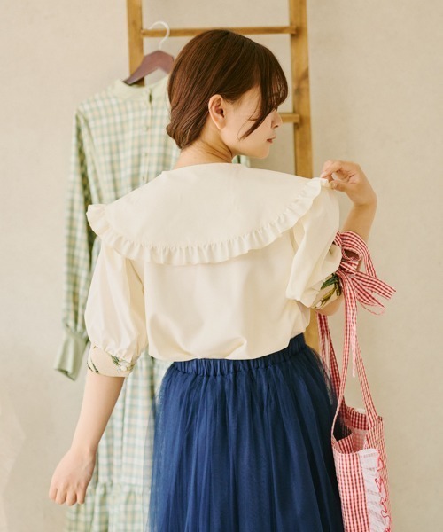 kutir（クティール）の「【クティールとレトロ】ビッグ襟ゴブランブラウス（シャツ/ブラウス・レディース・ブラック/ベージュ/オフホワイト/ブルー・FREE）」の13枚目の写真