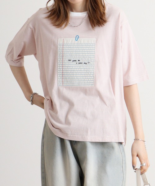 Emago(イマゴ)の「EMAGO 文房具刺繍T(Tシャツ/カットソー・レディース・ホワイト×ピンク/ホワイト/ネイビー・FREE)」の16枚目の写真