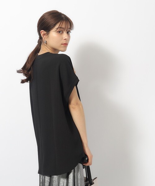 Cutie Blonde（キューティーブロンド）の「◆しぼしぼ感がこなれ見え アソートロゴ ゆるドルマントップス（Tシャツ/カットソー・レディース・ブルー/ブラウン系その他/ブラック/ホワイト系・00）」の5枚目の写真