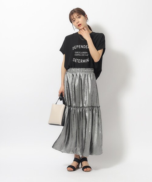 Cutie Blonde（キューティーブロンド）の「◆しぼしぼ感がこなれ見え アソートロゴ ゆるドルマントップス（Tシャツ/カットソー・レディース・ブルー/ブラウン系その他/ブラック/ホワイト系・00）」の7枚目の写真